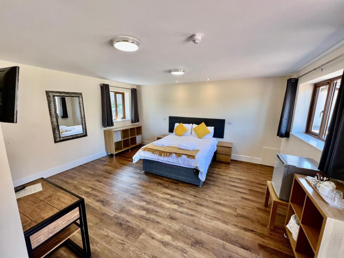 Lillypool Farm Hotel Shipham Ngoại thất bức ảnh